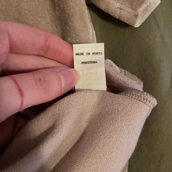 Baserange Omo Short Sleeve Tee NWOT - Picture 5 of 5